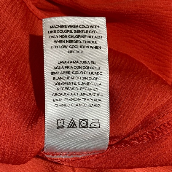 NWOT Scoop NYC red ruffle blouse - Picture 11 of 11